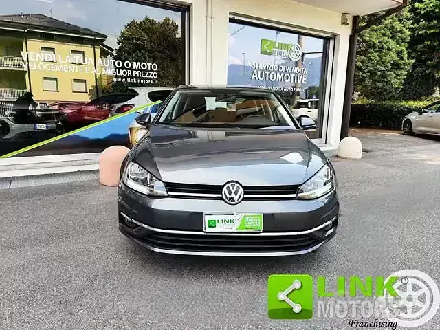 Usata VW Golf VII Business 116 CV (85 kW) 2017 Grigio Berlina