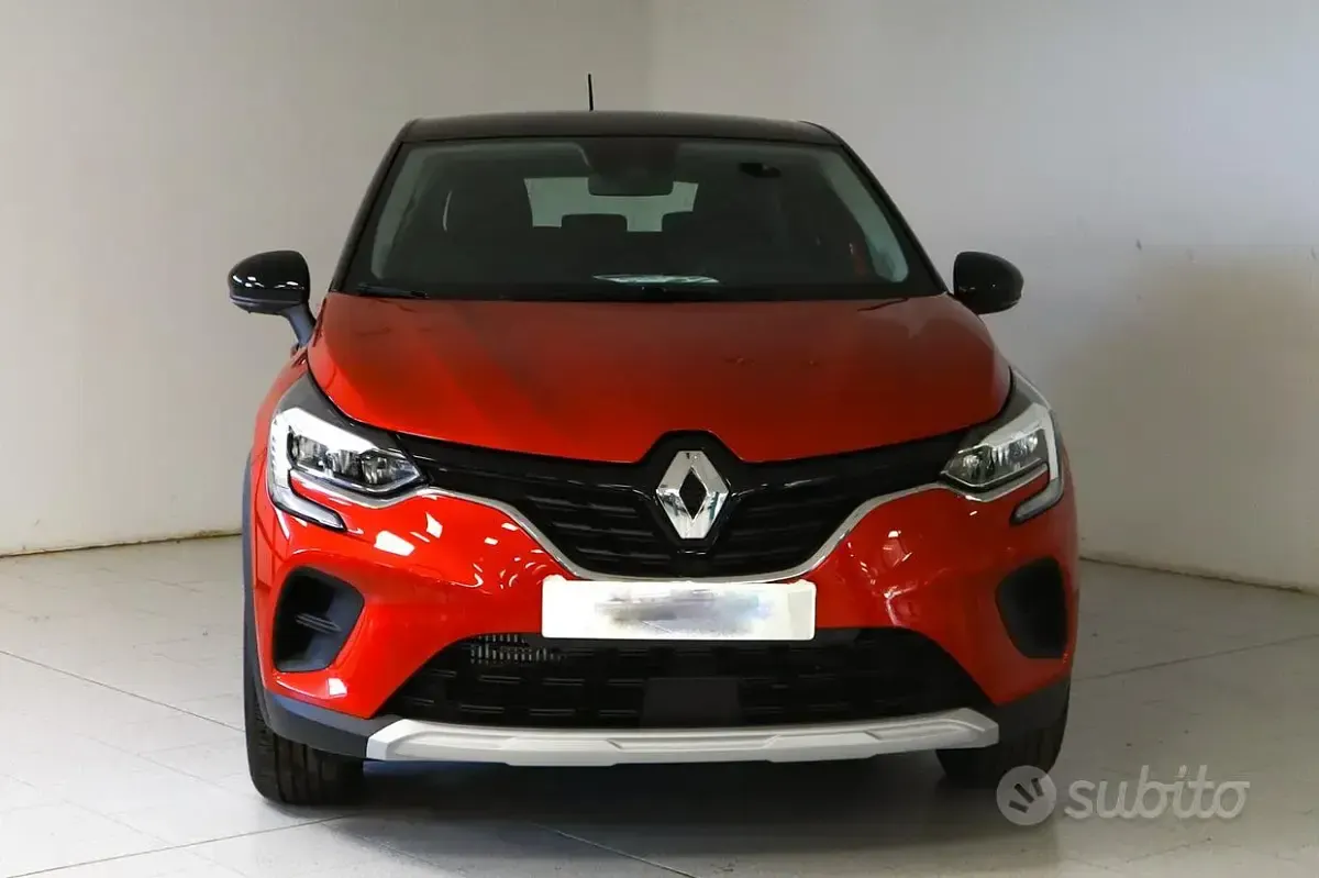 Usata Renault Captur Equilibre 91 CV (66 kW) 2023 Rosso SUV