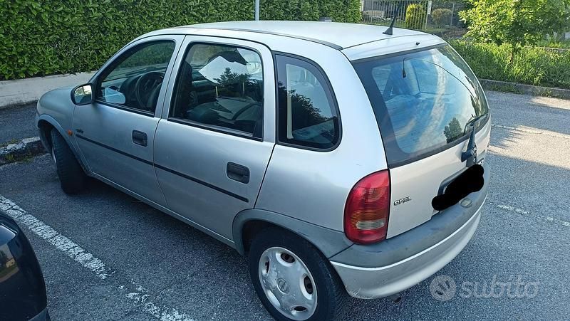 Occasion Opel Corsa Swing 54 ch (39 kW) 1998 Gris Citadine