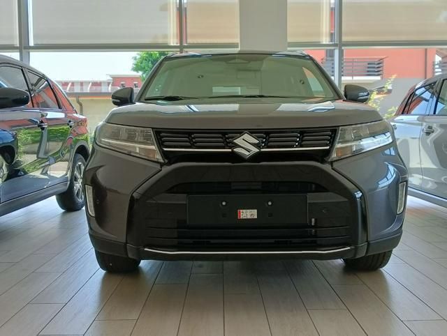 Grigio Nuova 2025 Suzuki Vitara SUV | 31.500 € (Cara) - Immagine 1/4