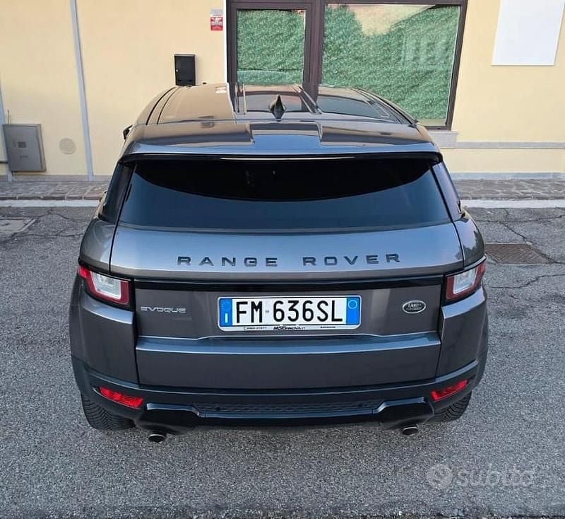 Usata Land Rover Range Rover evoque Pure 150 CV (110 kW) 2017 Grigio Berlina