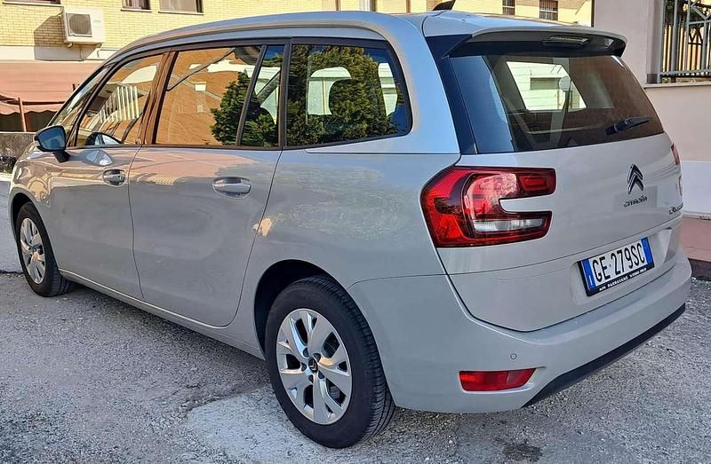 Usata Citroën C4 SpaceTourer Feel 131 CV (96 kW) 2021 Beige Monovolume