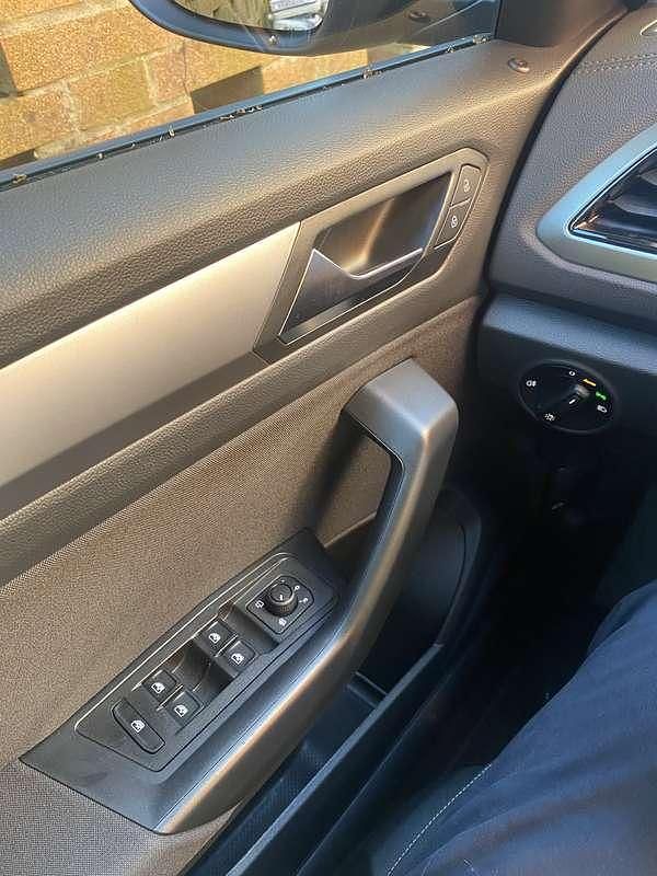 Usata VW T-Roc Life 116 CV (85 kW) 2025 SUV