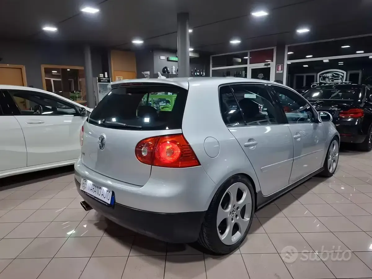 Usata VW Golf IV GTI 200 CV (147 kW) 2005 Grigio Berlina