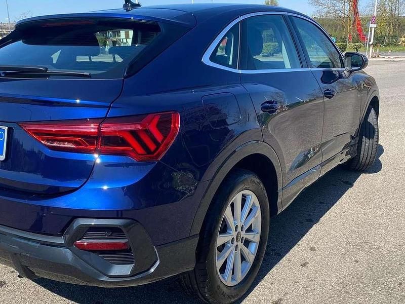 Usata Audi Q3 Advanced 150 CV (110 kW) 2023 Blu/azzurro SUV