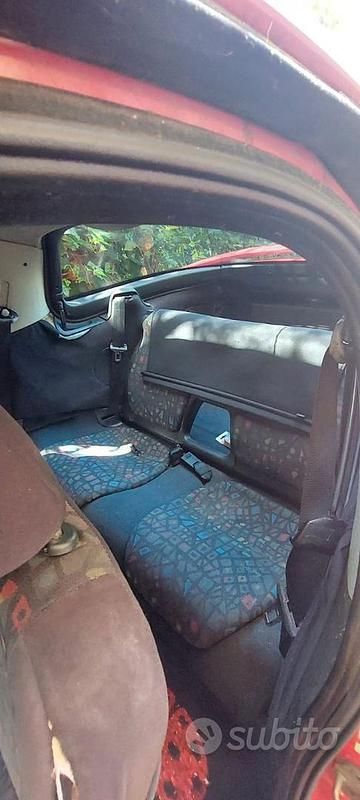 Usata Opel Tigra 90 CV (66 kW) 1999 Rosso Coupé