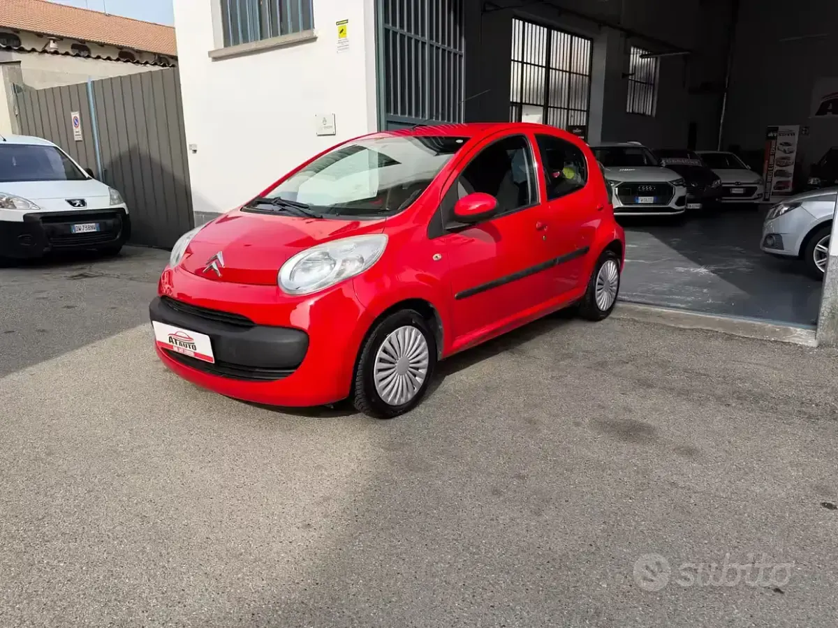 Gebraucht Citroën C1 68 PS (50 kW) 2007 Rot Kleinwagen