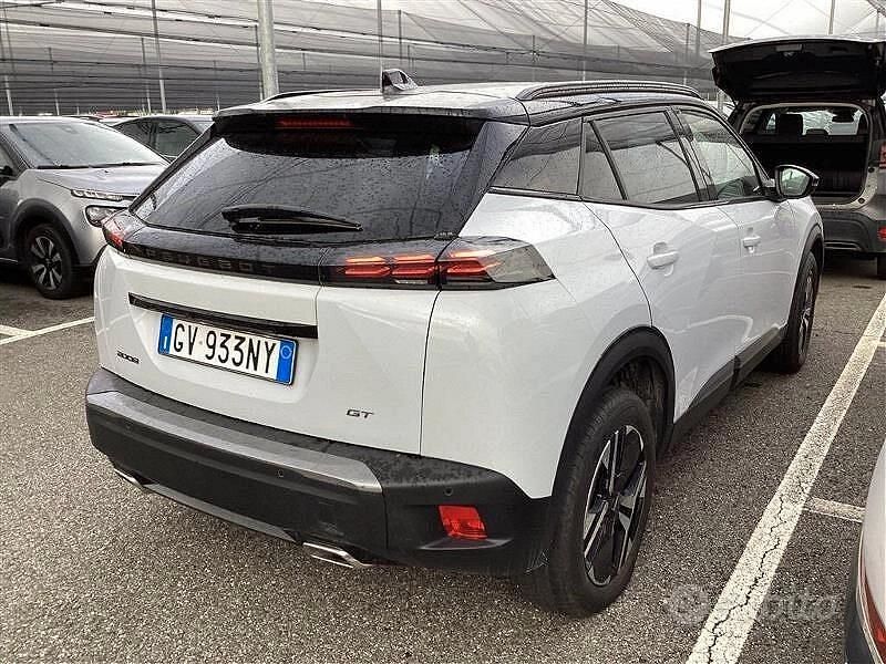 Usata Peugeot 2008 GT 130 CV (95 kW) 2024 Bianco SUV
