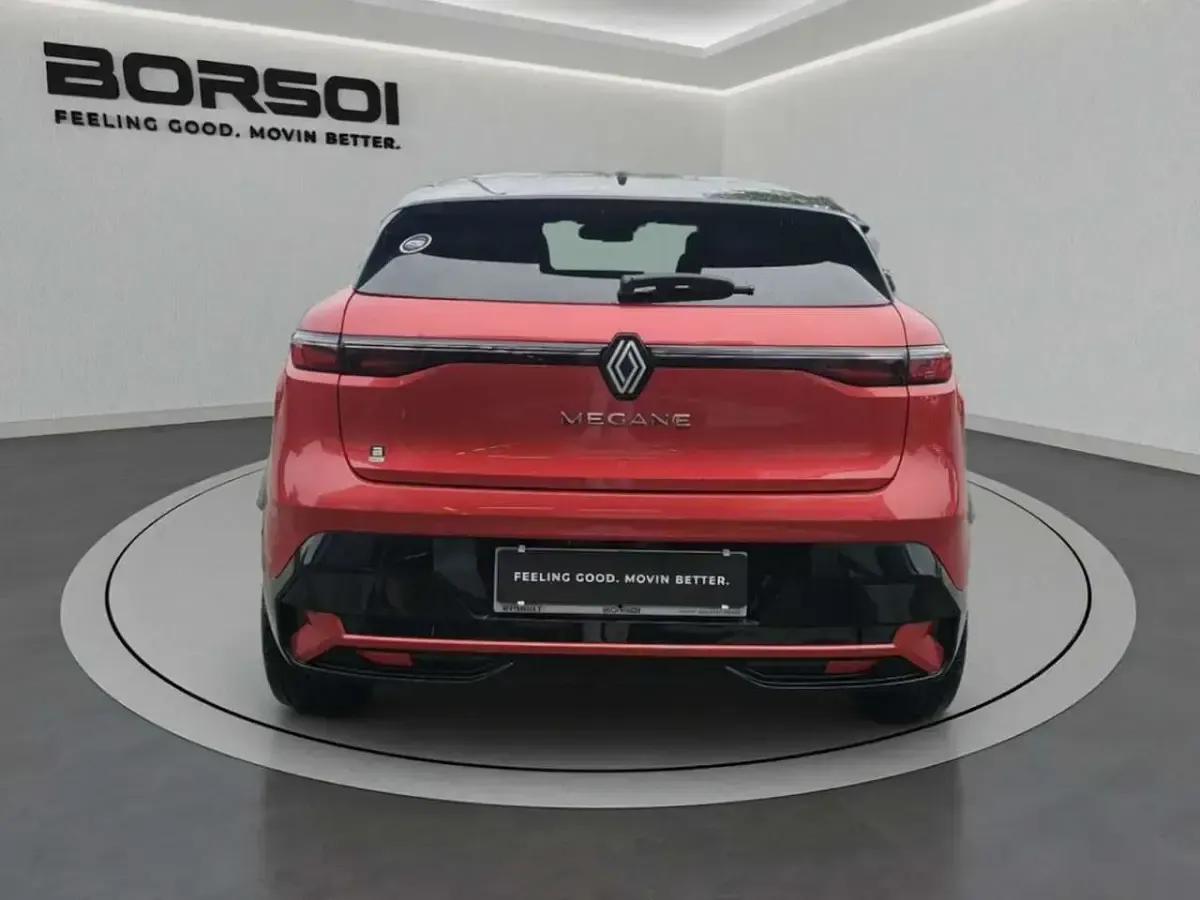 Usata Renault Megane E-Tech Techno 55 kW (75 CV) 2023 Bic. rosso/nero SUV