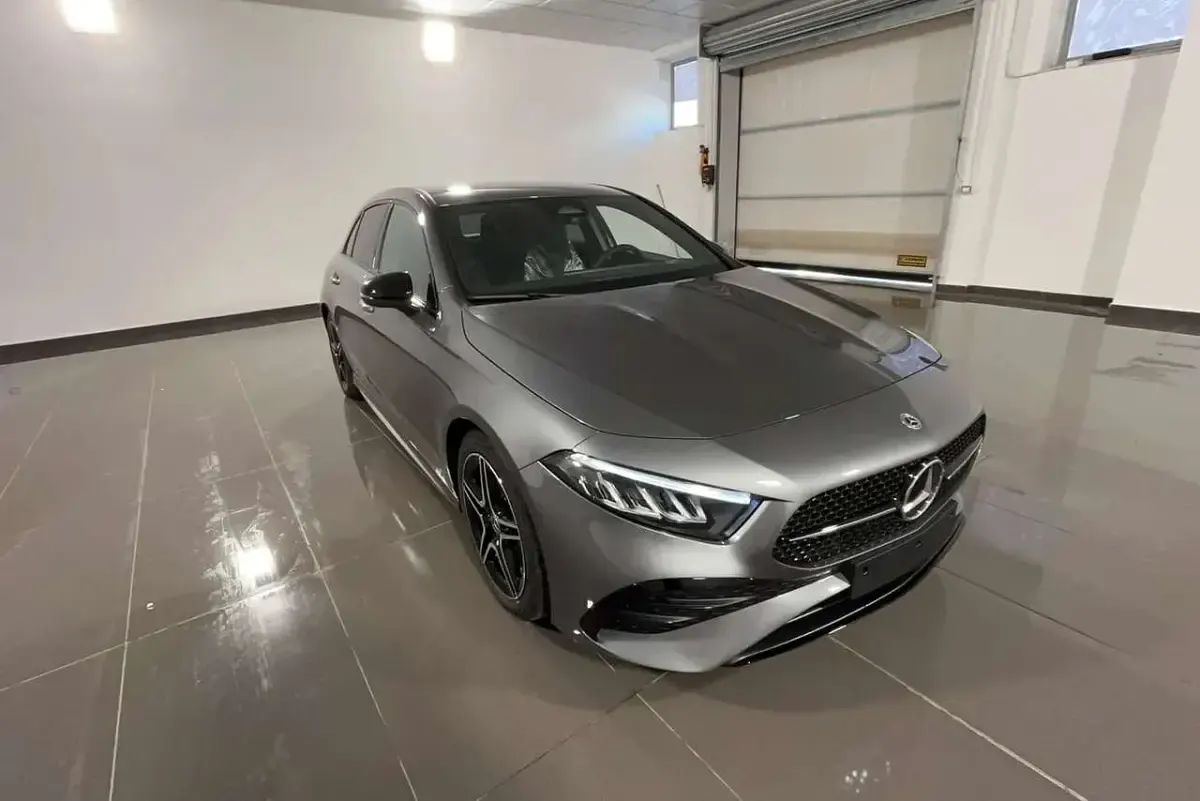 Nuova Mercedes A200 Advanced Plus 150 CV (110 kW) 2026 Grigio montagna met. Berlina