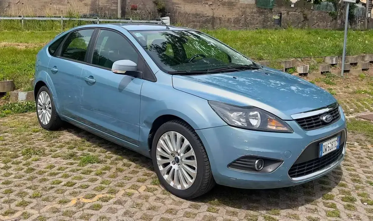 Usata Ford Focus 116 CV (85 kW) 2009 Blu/azzurro Berlina