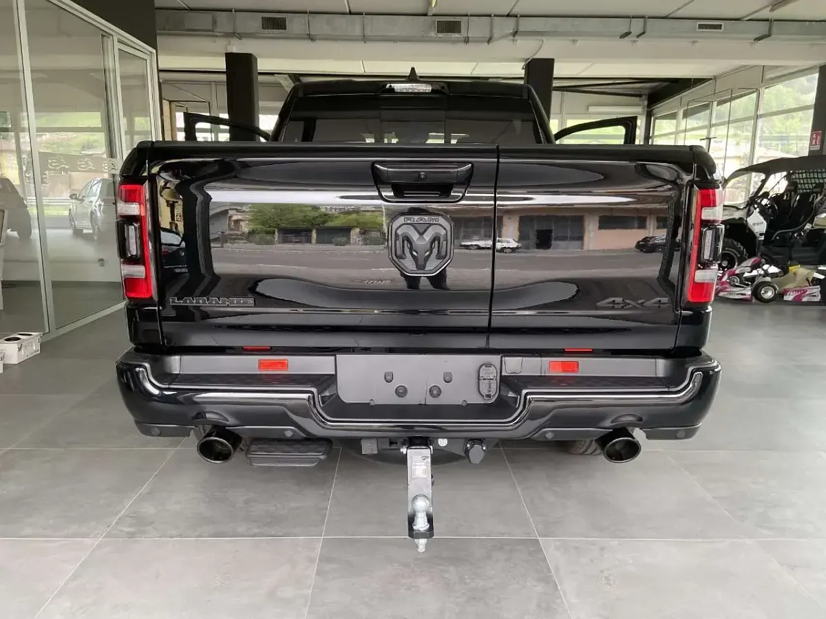 Usata Dodge Ram 401 CV (294 kW) 2019 Nero Pick-up