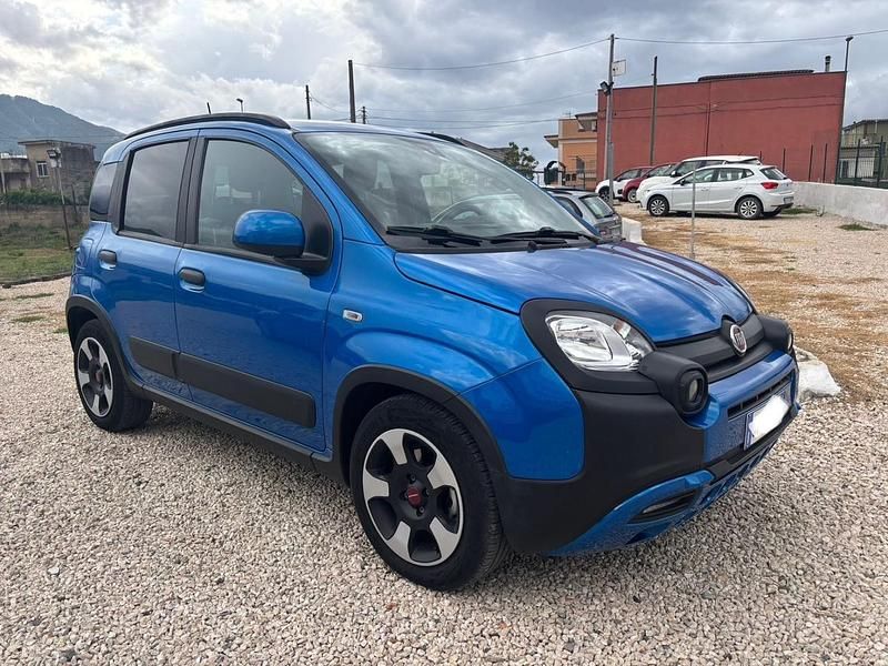 Usata Fiat Panda S 70 CV (51 kW) 2024 Blu Utilitaria