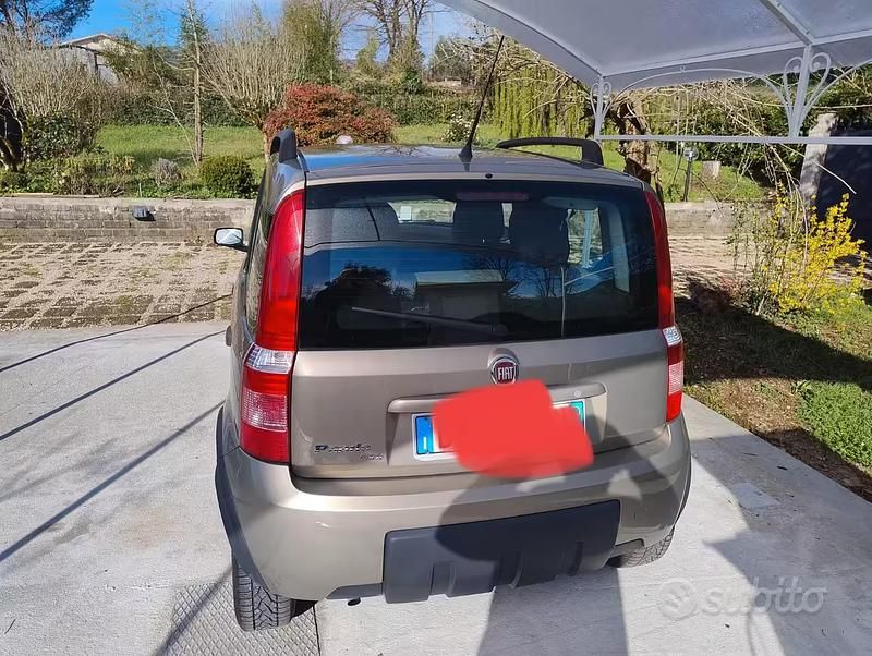 Usata Fiat Panda 4x4 60 CV (44 kW) 2007 Utilitaria