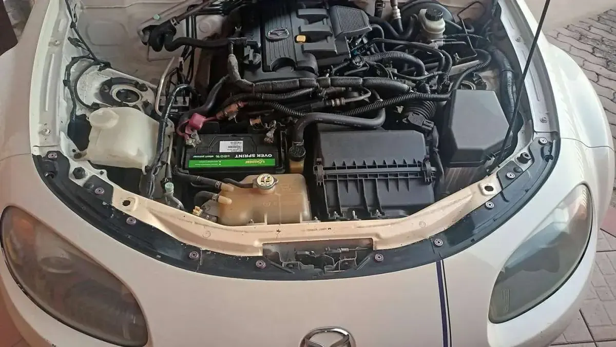 Usata Mazda MX5 126 CV (92 kW) 2006 Cabrio