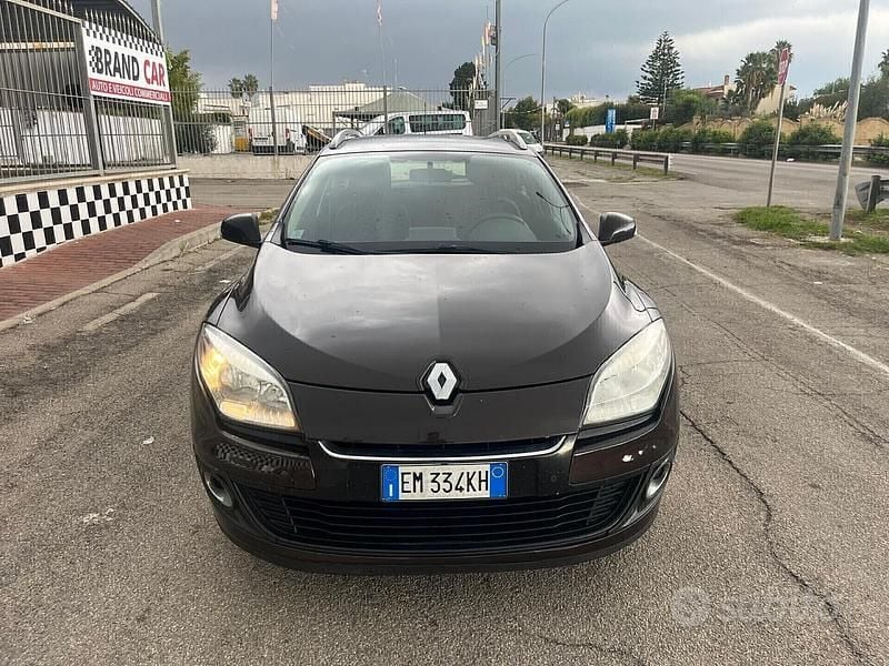 Usata Renault Mégane GrandTour 110 CV (80 kW) 2012 Nero Station wagon