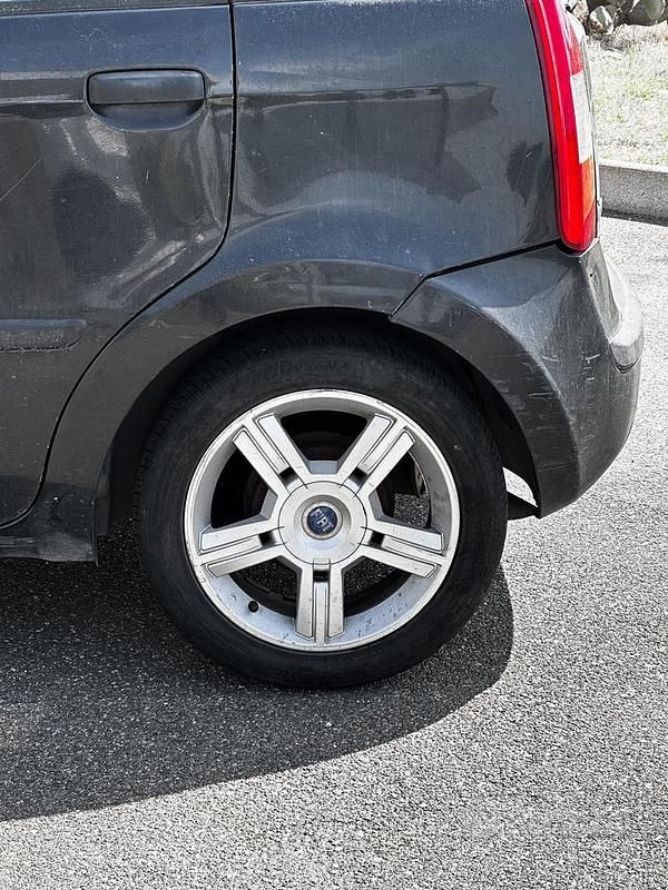 Usata Fiat Idea 70 CV (51 kW) 2005 Nero Monovolume