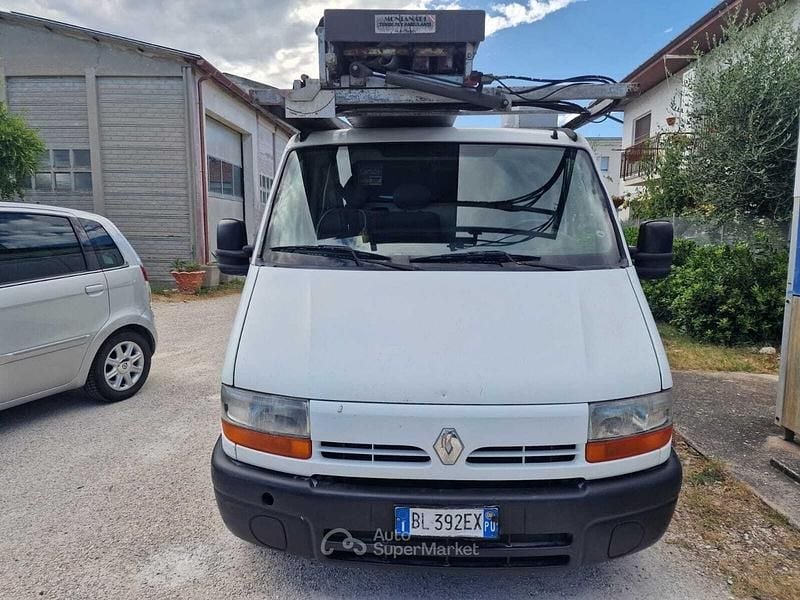Usata Renault Master 79 CV (58 kW) 2000 Bianco Berlina