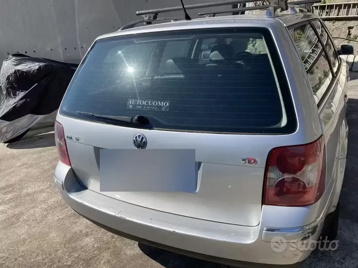 Usata VW Passat 90 CV (66 kW) 2002 Grigio Station wagon