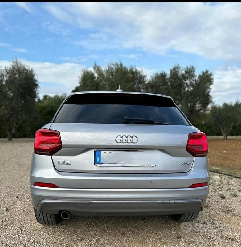 Usata Audi Q2 Comfort 116 CV (85 kW) 2017 Grigio SUV