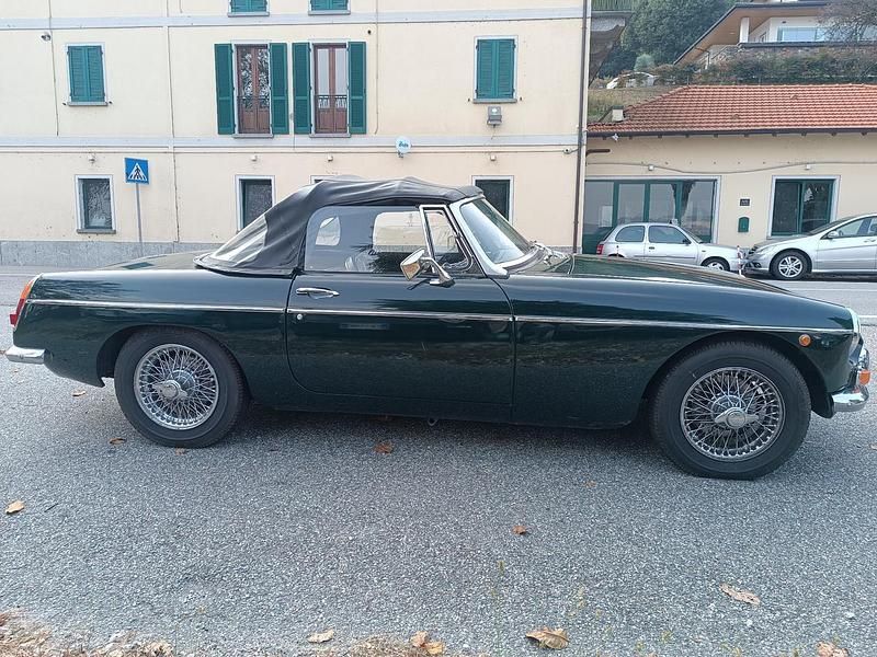 Usata MG B 95 CV (69 kW) 1965 Verde Cabrio
