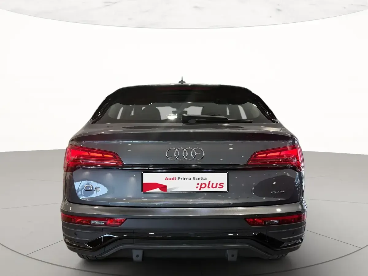 Usata Audi Q5 Sportback Edition .1 2023 Grigio daytona perlato SUV