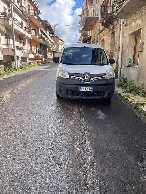 Usata Renault Kangoo 80 CV (58 kW) 2019 Bianco Monovolume