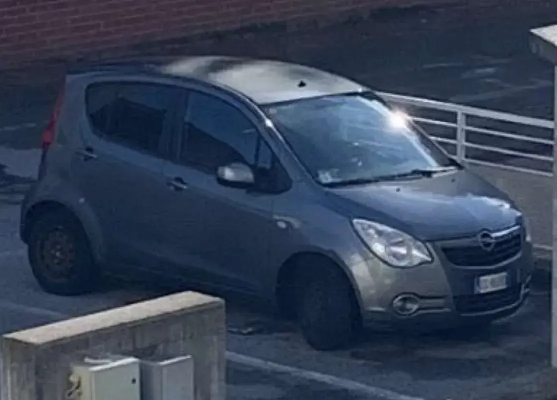 Usata Opel Agila Enjoy 94 CV (69 kW) 2011 Utilitaria
