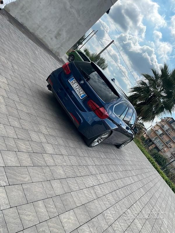 Usata BMW 320 Sport Line 190 CV (139 kW) 2016 Blu Station wagon