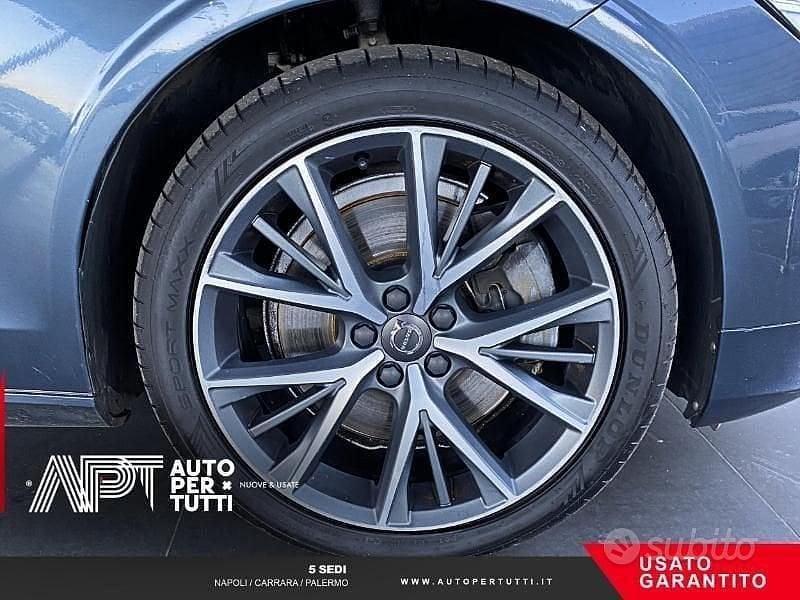 Usata Volvo V90 Inscription 235 CV (172 kW) 2018 Blu Station wagon