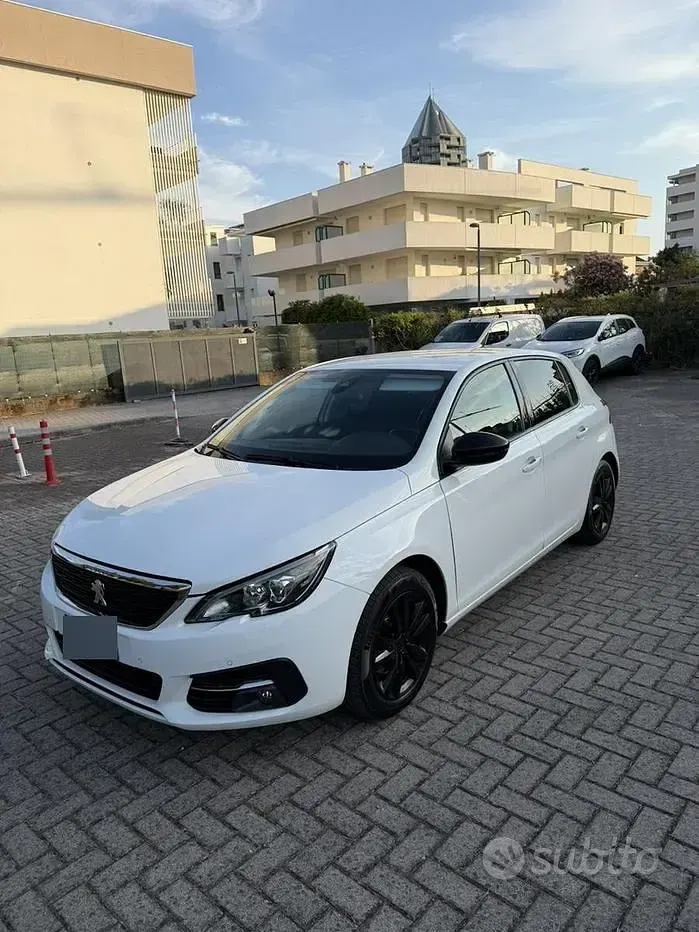 Usata Peugeot 308 131 CV (96 kW) 2021 Bianco Berlina