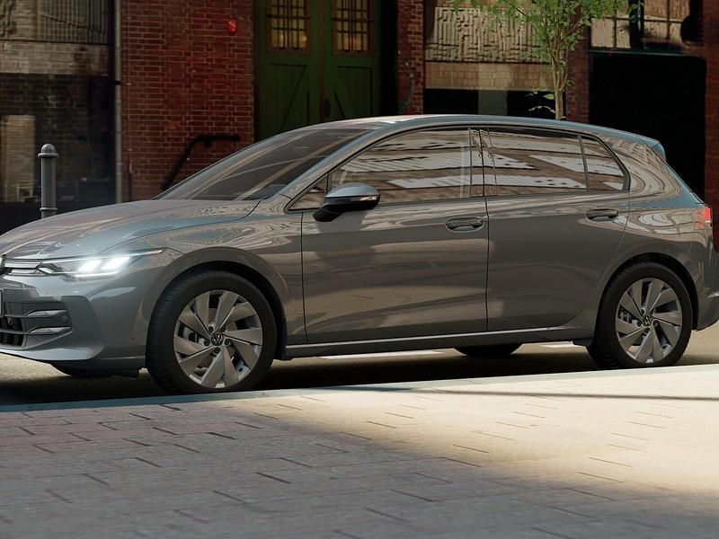 Nuova VW Golf VIII Edition 150 CV (110 kW) 2026 Dolphin grey metallizzato Berlina