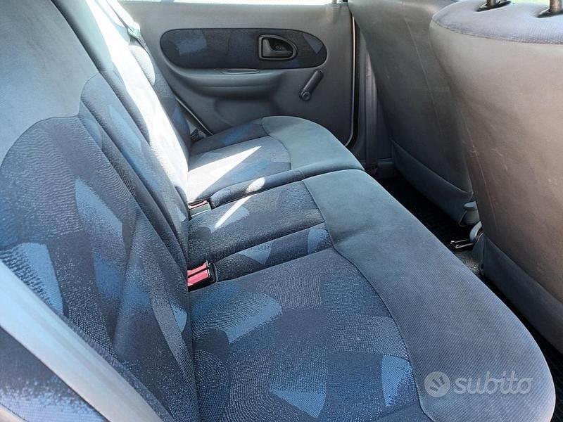 Usata Renault Clio II 1998 Berlina