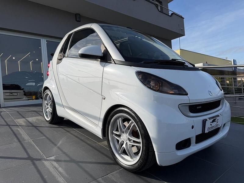 Usata Smart ForTwo Cabrio Brabus 101 CV (74 kW) 2011 Bianco Cabrio