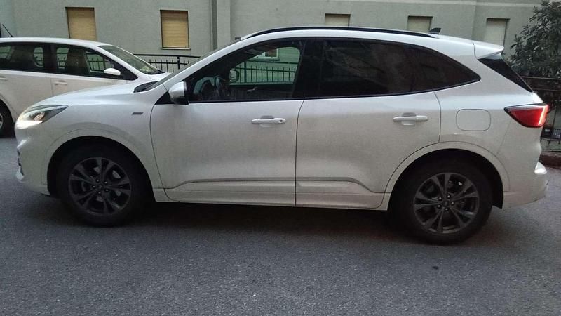 Usata Ford Kuga ST-Line 152 CV (111 kW) 2021 SUV