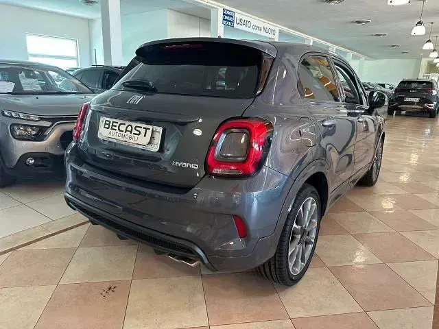 Usata Fiat 130 Sport 131 CV (96 kW) 2023 Grigio scuro metallizzato