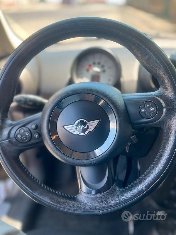 Usata Mini One D Countryman 98 CV (72 kW) 2012 Verde SUV