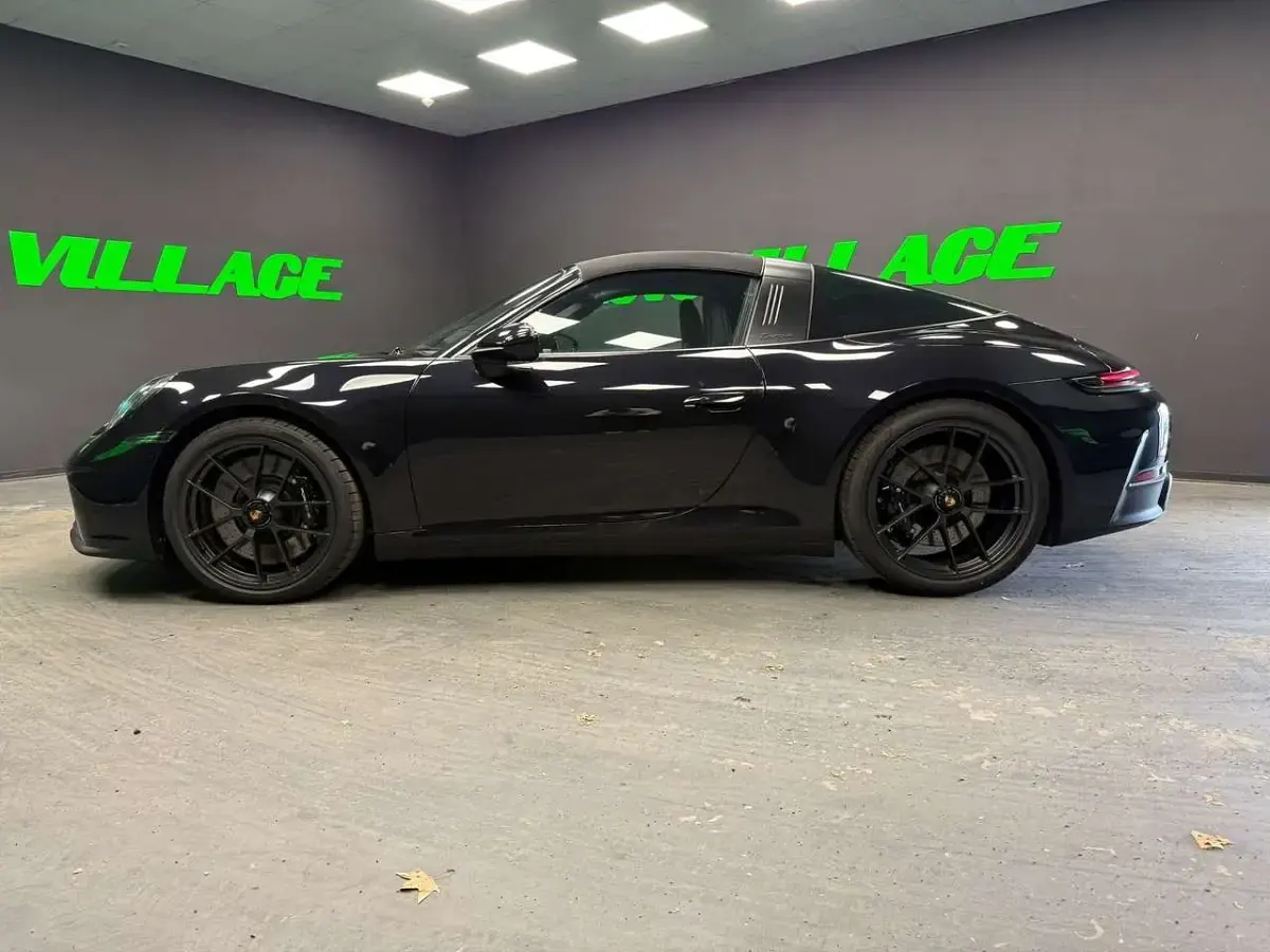 Nuova Porsche 992 541 CV (397 kW) 2026 Nero Cabrio