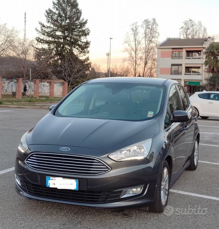 Usata Ford C-MAX 120 CV (88 kW) 2016 Grigio Monovolume
