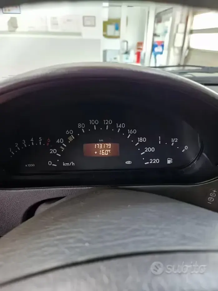 Usata Mercedes A160 102 CV (75 kW) 2001 Berlina