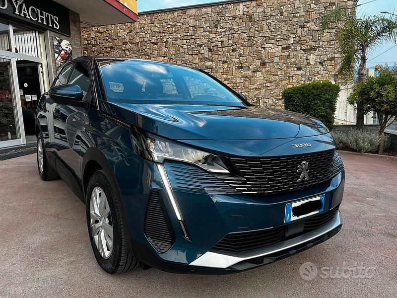 Usata Peugeot 3008 130 CV (95 kW) 2021 Blu SUV