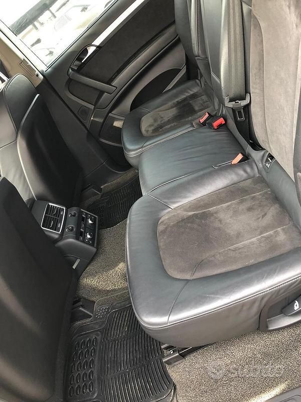 Usata Audi Q7 233 CV (171 kW) 2010 Grigio SUV