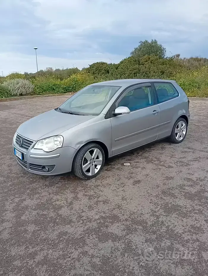 Usata VW Polo 80 CV (58 kW) 2006 Grigio Utilitaria