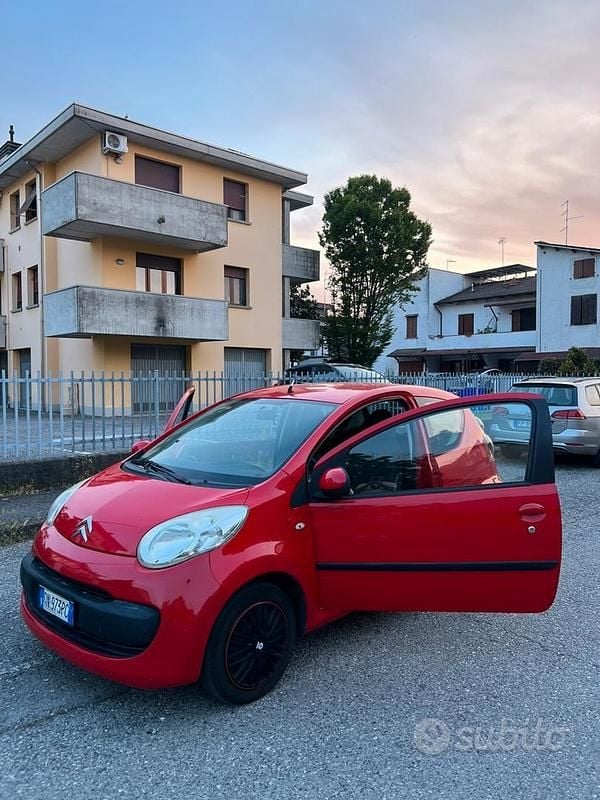 Usata Citroën C1 68 CV (50 kW) 2008 Rosso Utilitaria