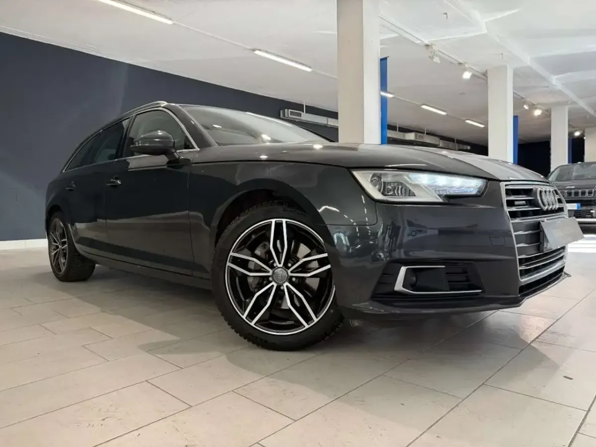 Usata Audi A4 Sport 190 CV (139 kW) 2017 Grigio Station wagon