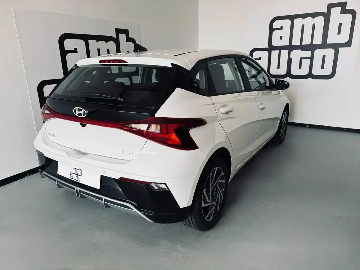 Nuova Hyundai i20 100 CV (73 kW) 2026 Bianco Utilitaria