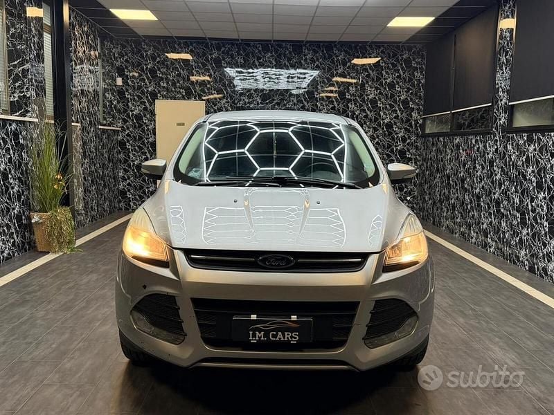 Usata Ford Kuga Titanium 140 CV (102 kW) 2014 Grigio SUV