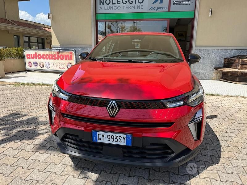 Usata Renault Captur Evolution 101 CV (74 kW) 2025 Rosso SUV