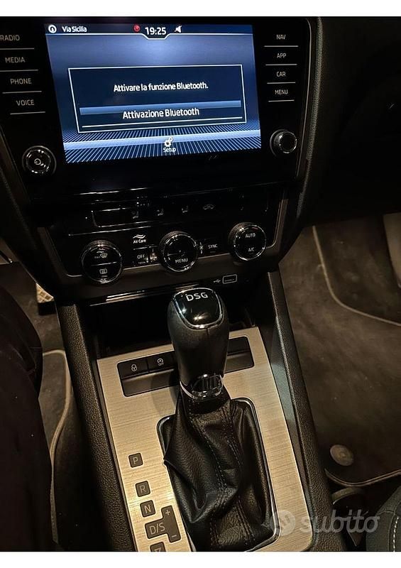 Begagnad Skoda Octavia G-TEC Ambition 131 HK (96 kW) 2020 Vit Kombi