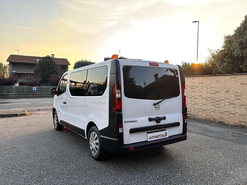 Usata Opel Vivaro 95 CV (69 kW) 2018 Bianco Monovolume
